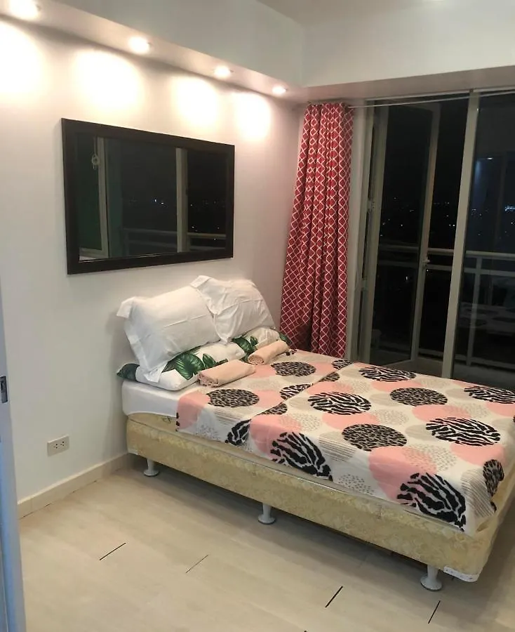 Sm Bicutan Condo Manila 0*,