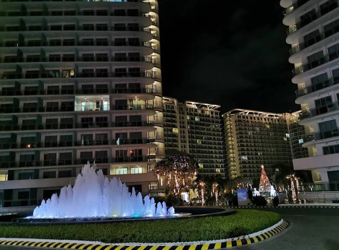 Sm Bicutan Condo Manila Philippines